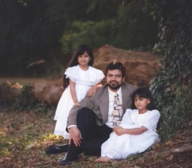 Bharat Sangani With His Children