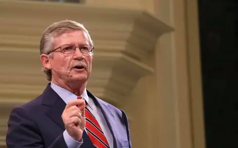 Dr Don Wilton