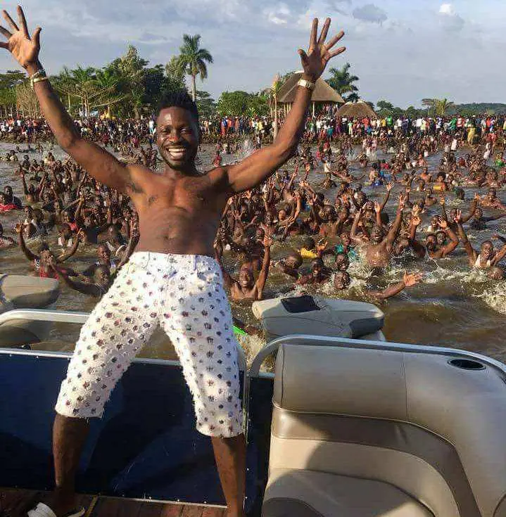 Bobi Wine Having Fun With Fans