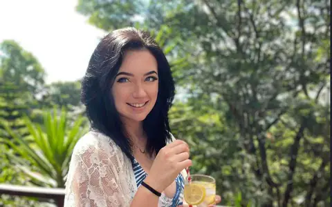 Crystal G Katsini