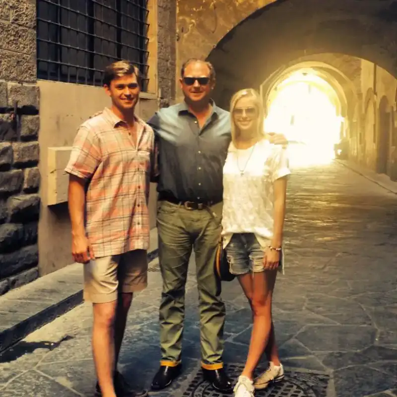 Art Guttersen With His Family