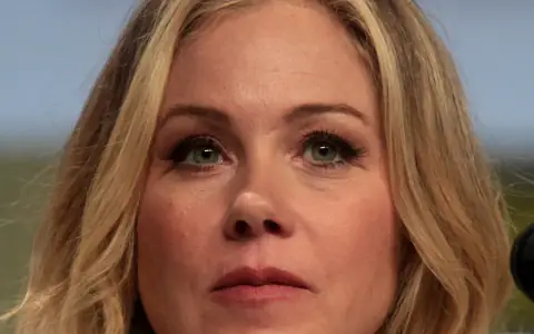 Christina Applegate