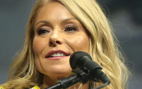 Kelly Ripa