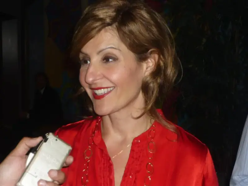 Nia Vardalos at the 2009 GLAAD Media Awards in Los Angeles